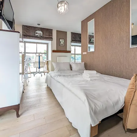 Riverside Modern By Bookinghost Wrocław