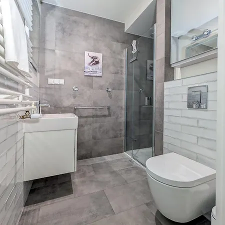 Lägenhet Riverside Modern By Bookinghost *